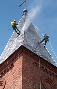 cleaning slate roof tiles